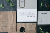 24 grey and white wedidng invites and wood grain print envelopes look unusual and fresh