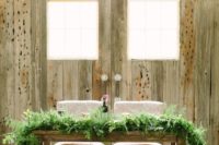 cozy winter wedding table decor