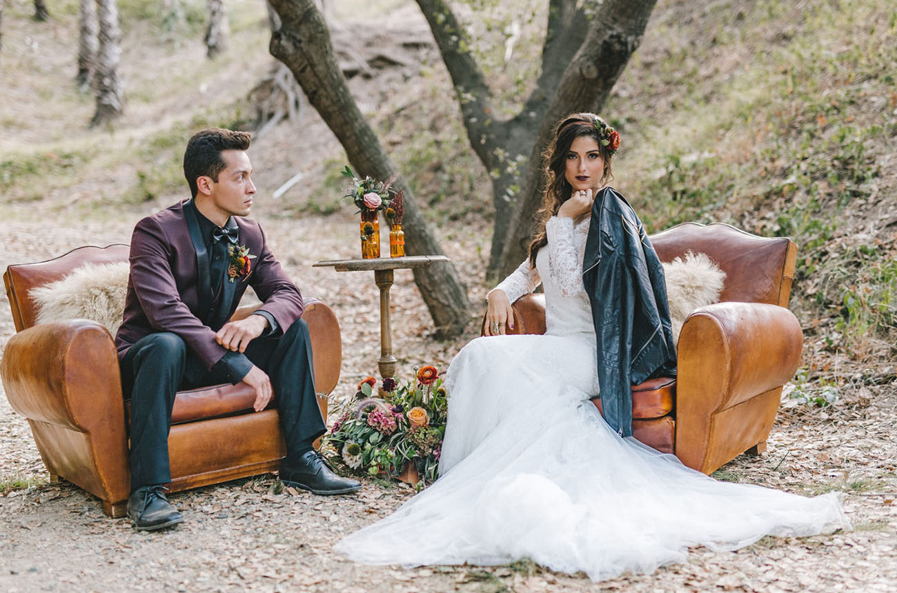 This gorgeous fall wedding shoot is full of rich tones and gorgeous edgy details