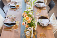 gold cutlery for wedding decor