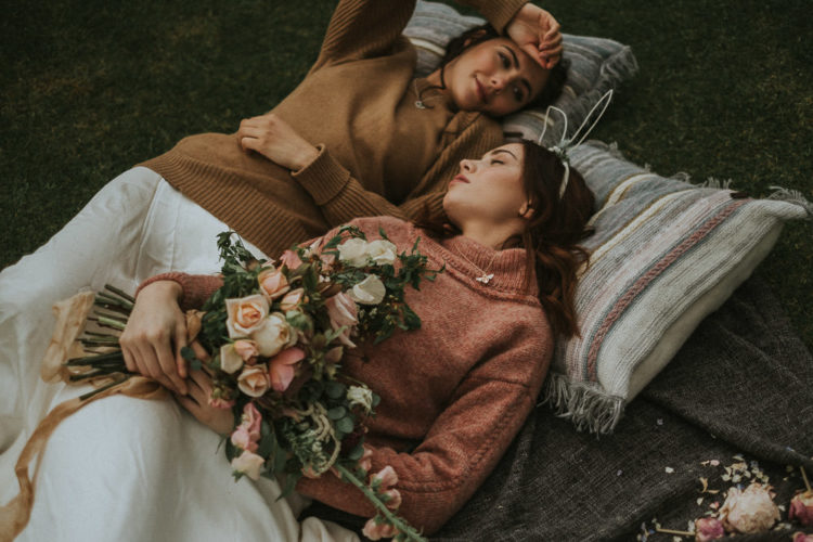 Every touch of this shoot looks very romantic and soft