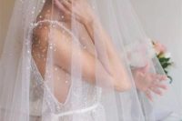 09 beaded sparkly wedding veil is a gorgeous idea for a winter bride