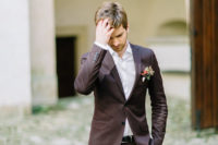 07 The groom rocked a brown suit with a white shirt and a fall boutonniere