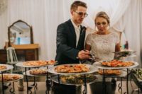 13 The couple decided to make a cool pizza bar to excite the guests