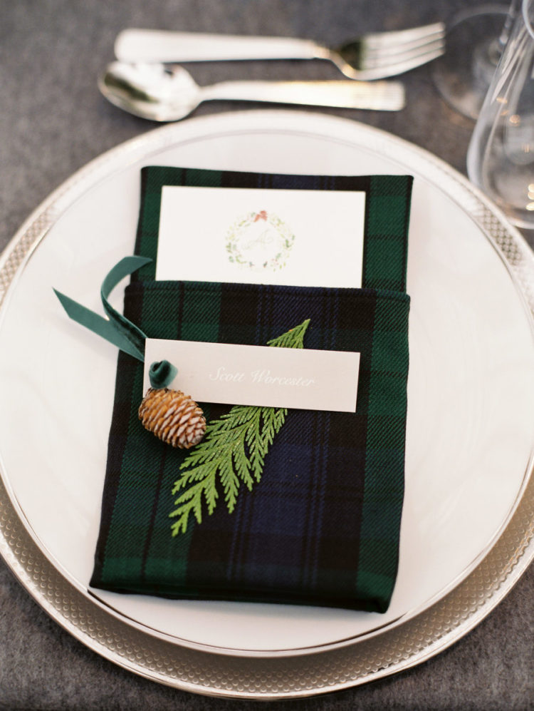 Black watch tartan loved by Ralph Lauren was widely incorporated into the decor