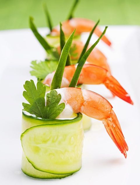 cucumber wrapped shrimps with fresh herbs is always a good and refreshing idea