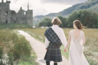 01 This Scottish elopement in the castle ruins is so breathtaking and perfectly styled that it looks like a wedding shoot