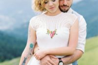 01 This beautiful couple got married in the French Alps, they had an intimate destination wedding