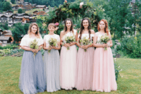 06 The bridesmaids were wearing pastel-colored tulle skirts and various white tops