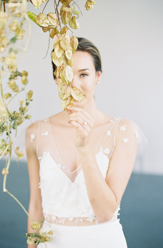 I totally love the bodice of this dress, it looks so ethereal