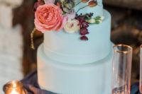 gentle looking wedding cake