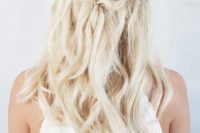 17 a twisted half-up braid with beach waves is a chic idea for mdeium-length hair and if you don’t need anything formal