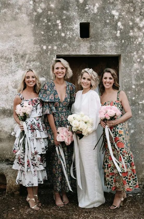 vintage midi tiered ruffle bridesmaid dresses with floral prints are amazing for a vintage-inspired wedding
