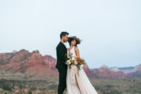 01 This fall-inspired boho elopement shoot was taken in Zion National Park and was inspired by fall shades and beauty around