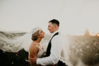 01 This gorgeous dairy farm wedding had an elegant feel and many emotional moments