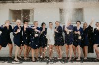 03 There was a large bridal party, which is a fun idea to gather all the gals
