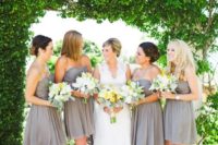 12 bridesmaids wearing knee dres strapless dresses and neon yellow strappy shoes