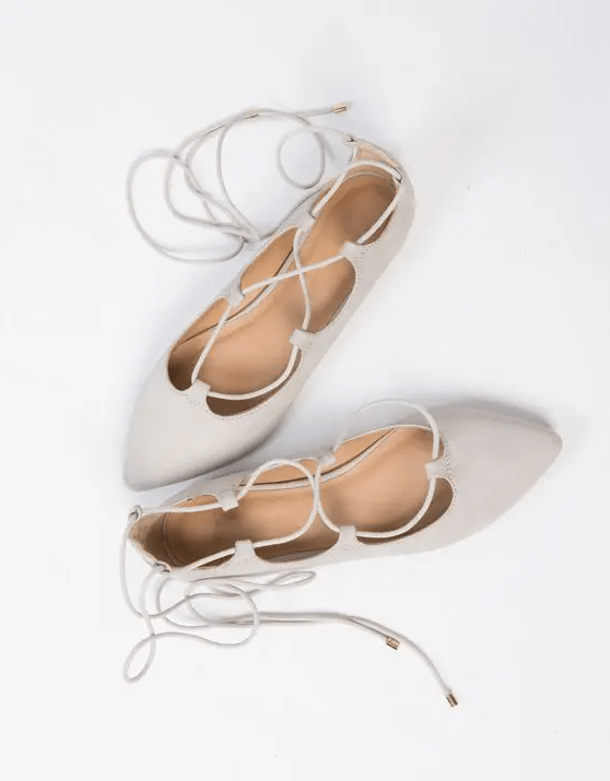 neutral lace up flats are comfortable and look chic, this is great for a summer wedding
