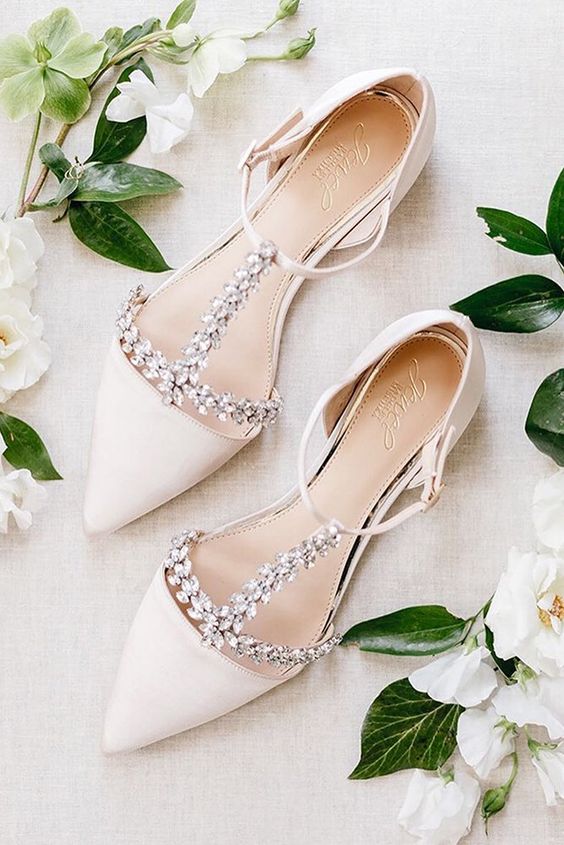 white pointed toe flats with T-strap embellishments are amazing, chic and shiny and can be rocked anytime