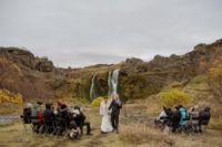 06 This is how Iceland looks in the fall, isn’t it a beautiful wedding backdrop