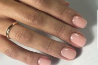 10 nude nails are a comfy ided that will fit any bridal look and can be rocked afterwards too