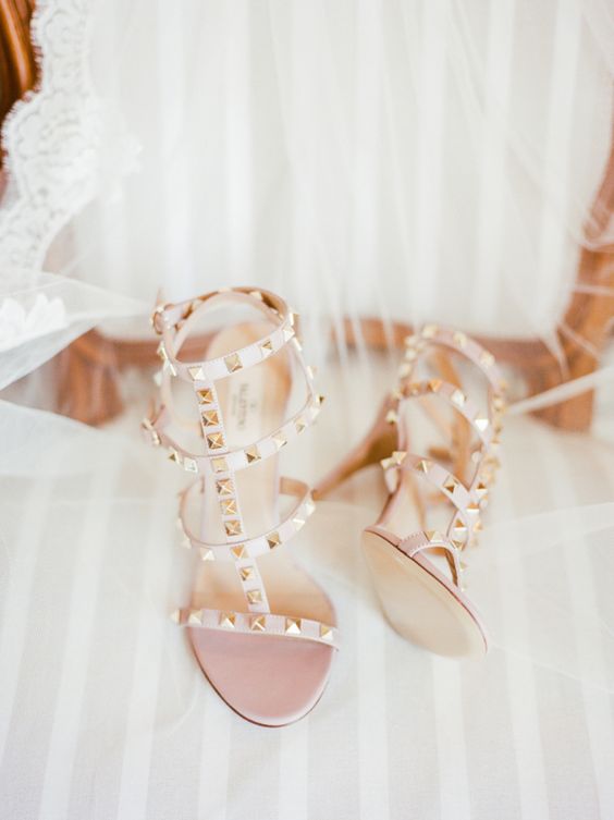 nude Valentino strappy studded heels for a gorgeous and chic bridal look