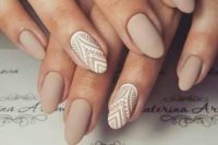 21 beige matte nails and a touch of lace for a romantic and timeless bridal look