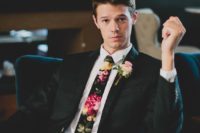 19 a black suit, a white shirt and a bold floral print tie for a gorgeous groom’s look
