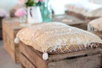 clever rustic wedding seats you can DIY