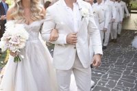 a stylish groom’s look with a neutral suit, a white shirt and brown shoes is a cool idea for summer
