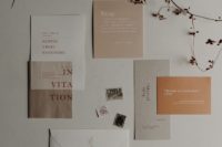 02 The wedding invitation suite is a modern one, in light fall-inspired shades