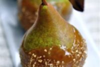 15 salty caramel pears are a fresh take on usual apples and look very fall-like