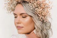 a peachy pink dried baby’s breath flower crown is a stylish and very delicate addition to a spring bridal look
