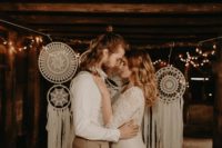 01 This gorgeous and inspiring wedding shoot was done in boho chic style and took place on a farm