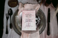 09 Vintage plates and cutlery, pink menus and some salt on the plates created a mood