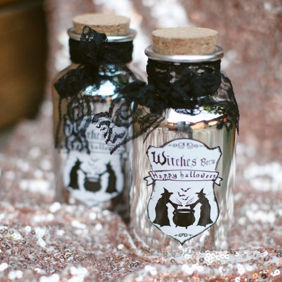 witches' brew favors filled with your favorite alcohol are a simple and cool idea for Halloween
