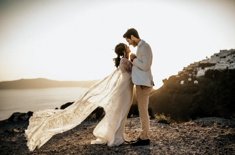 This edgy meets boho elopement took place in Santorini