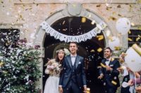 17 large gold confetti is a cool idea for any glam wedding or just to glam up the space a lot
