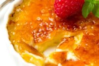 23 serve delicious creama brulee, a warming up and cozying up dessert for any season