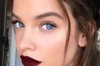 a dark berry lip stands out on the face and makes a super bold statement, especially if you arne’t wearign dark tones