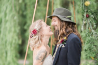 01 This amazing wedding shoot was a vintage-inspired travel-themed one with adorable details