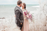 09 What a gorgeous snowy wedding shoot, get inspired and enjoy the unusual color palette