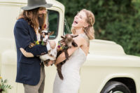 09 Why not invite your furry friends to your wedding when theya re so cute