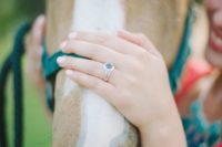 22 a cute engagement ring on the horse if you love horses or animals on the whole
