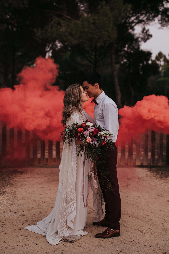 This wedding photo shoot is boho and sunshine filled, with lush and decadent details and bold florals