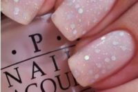 09 snow-inspired manicure is a chic and glam idea for winter, especially if you miss snow and wanna incorporate it