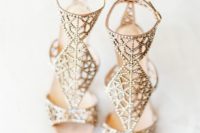 11 gorgeous gold laser cut wedding shoes with rhinestones for a sophisticated and chic bridal look