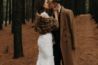 01 This couple went for a moody fall wedding in the woods with vintage vibes