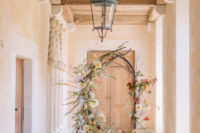gorgeous oversized floral wreath for a wedding decor