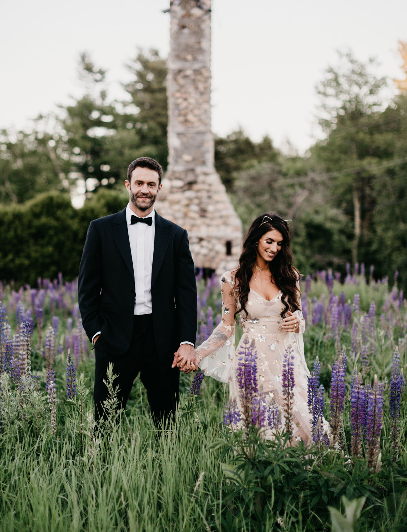 This gorgeous couple united what they love   stars and cats   for a unique wedding theme and rocked it